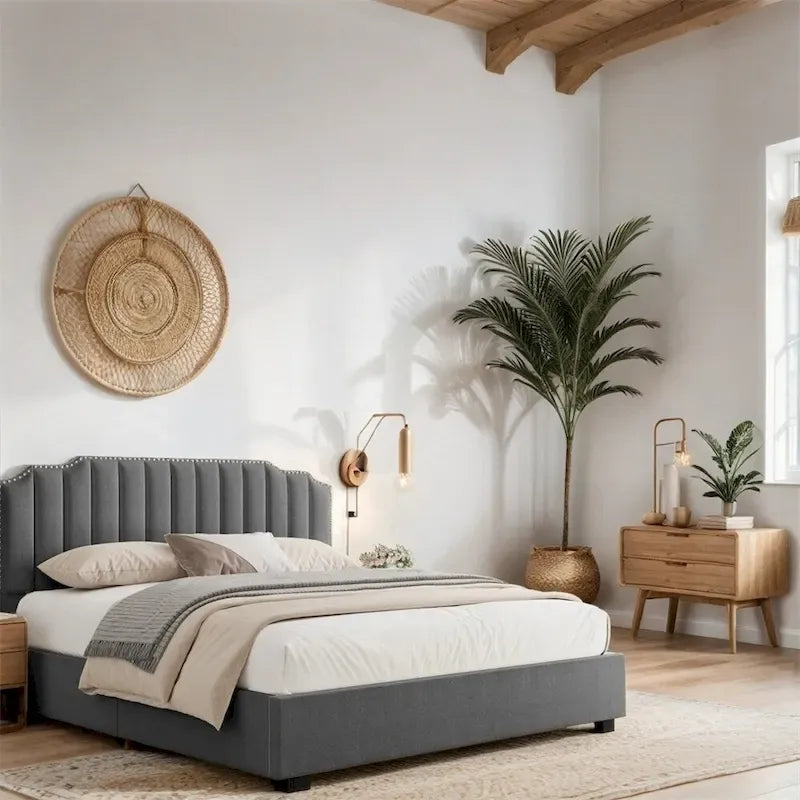 Lit plateforme relevable capitonné en velours et bois, format Queen Size, avec rangement